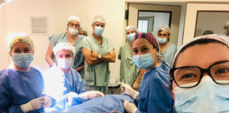 Tigre: El Hospital Materno Infantil realizó con éxito el primer implante osteointegrado a una joven con pérdida de audición