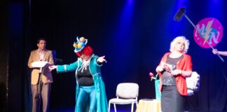 San Fernando: A sala llena, el Elenco Municipal de Teatro presentó “#MalditaNoche”