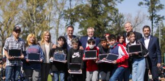 El Presidente entregó más de 1.000 netbooks de Conectar Igualdad en San Martín