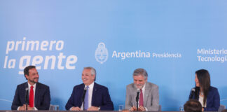 El Presidente anunció que el presupuesto 2023 para el área de Ciencia y Tecnología será de 500 mil millones de pesos, lo que representa el 0.34 por ciento del PBI