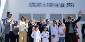 Kicillof inauguró tres nuevos edificios escolares en San Vicente