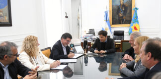 Provincia y Nación firmaron un convenio para ampliar la jornada en escuelas primarias de gestión estatal