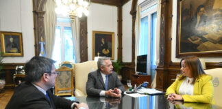 El Presidente se reunió con la titular de la Cámara de Diputados, Cecilia Moreau, y el presidente del bloque del Frente de Todos, Germán Martínez