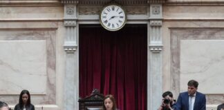 Cecilia Moreau acordó con todos los bloques cómo seguirá el tratamiento del Presupuesto en Diputados