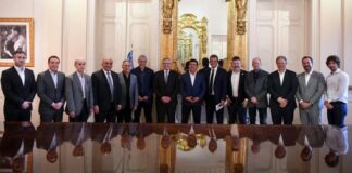 Alberto y Massa recibieron a intendentes del PJ, que pidieron “mantener las obras públicas” en el Conurbano