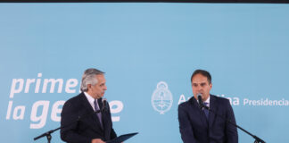 El Presidente tomó juramento al nuevo ministro de Desarrollo Territorial y Hábitat, Santiago Maggiotti