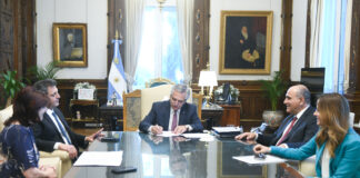 El Gobierno avanza en la vinculación de planes sociales con empleo genuino