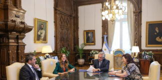 El Gobierno Nacional anunció un bono de fin de año para trabajadores formales y destinatarios del Potenciar Trabajo