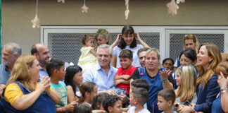 Alberto Fernández visitó el Hogar Juan XXIII y el EPI Sonrisas en Baradero