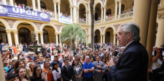 Alberto Fernández: “Brindo por la unidad y por una Argentina igualitaria”