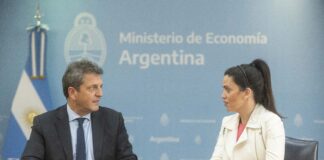 Massa y Volnovich anunciaron que 1 millón de afiliados de PAMI recibirán $10.000 en diciembre por el programa alimentario y el bono de navidad