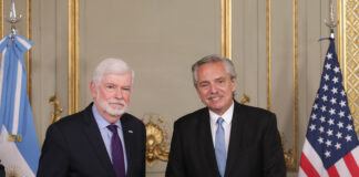 Alberto Fernández mantuvo una reunión con el asesor presidencial para las Américas de Estados Unidos, Christopher Dodd