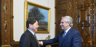 El Presidente se reunió con el ministro de Relaciones Exteriores de Japón, Yoshimasa Hayashi