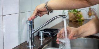AySA solicita a los usuarios ser responsables con el uso del agua potable frente a las altas temperaturas