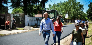 Escobar: Avanza la pavimentación de la calle Fiesta Nacional de la Flor