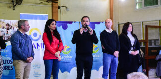 Escobar: Ariel Sujarchuk y Luana Volnovich entregaron subsidios por más de $1,5 millones a Centros de Jubilados del distrito