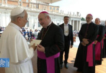 La Iglesia argentina invitó al papa León XIV a visitar el país y reforzó el vínculo con Roma tras el pontificado de Francisco