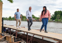 Tigre: Julio Zamora supervisó la construcción de un mirador peatonal en el Puerto de Frutos