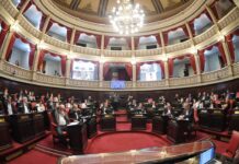 Kicillof consiguió la aprobación del Presupuesto 2026, pero sigue trabado el endeudamiento por la interna con La Cámpora