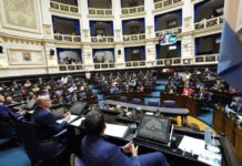 PBA: tras 13 horas de negociaciones, la Legislatura bonaerense aprobó el endeudamiento pedido por Kicillof