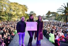 Ituzaingó: Moria Casán y Pablo Descalzo defendieron la cultura como fuente de trabajo en la FRICC Moria Casán junto con Pablo Descalzo en la segunda edición de la FRICC de Ituzaingó
