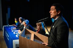 El intendente de Malvinas Argentinas, Leo Nardini, durante un acto de gestión local.