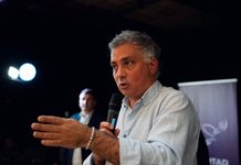 PBA: Pareja rechazó la reelección indefinida de los intendentes bonaerenses