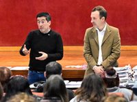 Malvinas: Leo Nardini encabezó una nueva entrega de escrituras para familias del distrito
